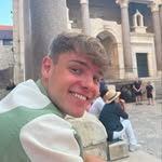 Harley Edwards - @harleyedwards02 - Instagram
