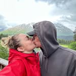 @harleyannrollins - Instagram