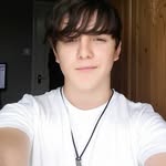 Harley Sutton - @thebeaniewearer - Instagram