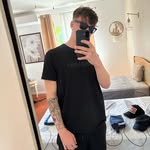 @7harleytate - Instagram