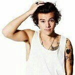 Hãrøld Stylës - @averycarrotworld - Instagram