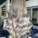 @harrietcarroll.hair - Instagram