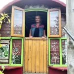 Harriet Gamble - @harrietinthegarden - Instagram