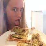 OFFICAL PAGE - @harrietgeeves - Instagram