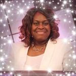 Harriet Holder - @diamondwoman1959 - Instagram