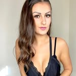 Harriet Lloyd - @harriet___lloyd - Instagram