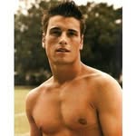 Harry Avery - @harryavery12 - Instagram