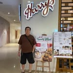 Harry Chua - @harrychua9 - Instagram