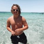 Harry Dark - @harryydark - Instagram