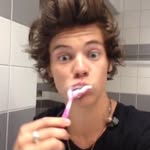 Louis tb es mio btw - @harry_es_mi_esposito - Instagram