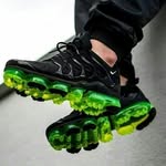 harry foot - @harry_0007_0005 - Instagram
