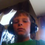 Harry Kauffman - @harrylovescickenz - Instagram