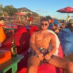 Harry Newton - @harry_j_newton - Instagram