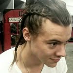 Harry Styles. - @harrysunshin.e - Instagram