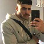 @harrystapper98 - Instagram