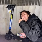 Harvey Arnold - @harveyarnold51 - Instagram
