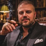 Hasan Özcan - @hsnoezcan - Instagram