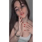 Hattie Lawrence - @hattielawrence19 - Instagram