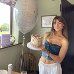 Hattie Derbyshire - @hattiemayderbyshire - Instagram