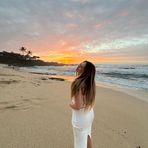 Hayley Sims - Facebook