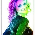 Hayley Arnold - @markandhales - Instagram