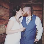 Hayley Burrows - @mrsbuzz87 - Instagram