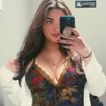 Hayley Perez - @haylllien - Instagram