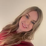 Hayley Pickering - @hayley1016 - Instagram