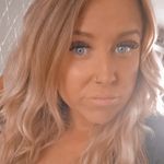 Hayley Rees - @hayleyevie18 - Instagram