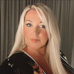 Hayley Rees - @hayleyrees1 - Instagram