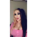 Hayley Sutherland - Facebook