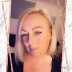 Hayley Weeks - @weeks2407 - Instagram