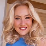 Hayley Wolfe - @hlwolfe1998 - Instagram
