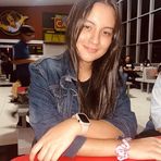 Hazel Ayala Guardado - Facebook
