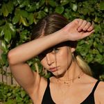 @_hazelblake - Instagram