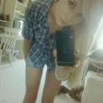 Hazel Braden - @funnyloveslabs - Instagram