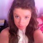 @hazeldickson1 - Instagram
