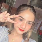 Hazel Khan - Facebook