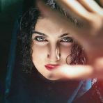 Hazel Khan - Facebook