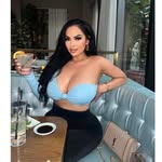 Hazel Roach - @ayo2.30 - Instagram
