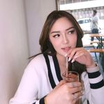 Bianca Albert - @hazelsnow94 - Instagram