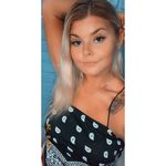 Jenna - @hazeleyes_trippydreams - Instagram