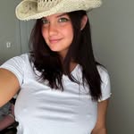 Hazel Vaughn - @hazelheartvv - Instagram