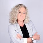 Heather Brakefield - @brakefieldheather - Instagram