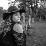 Heather Buster - @hallman1018 - Instagram