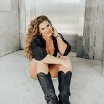 Heather Cromer - @thatstylistheather - Instagram