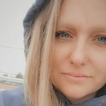 Heather Estep - @goldies_book_nook - Instagram