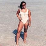 Heather Featherstone - @light__as__a__heather - Instagram