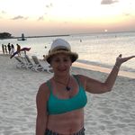 Heather Hutt - @heather.hutt.3 - Instagram