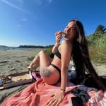 Heather Johnstone - @h.eathercoral - Instagram